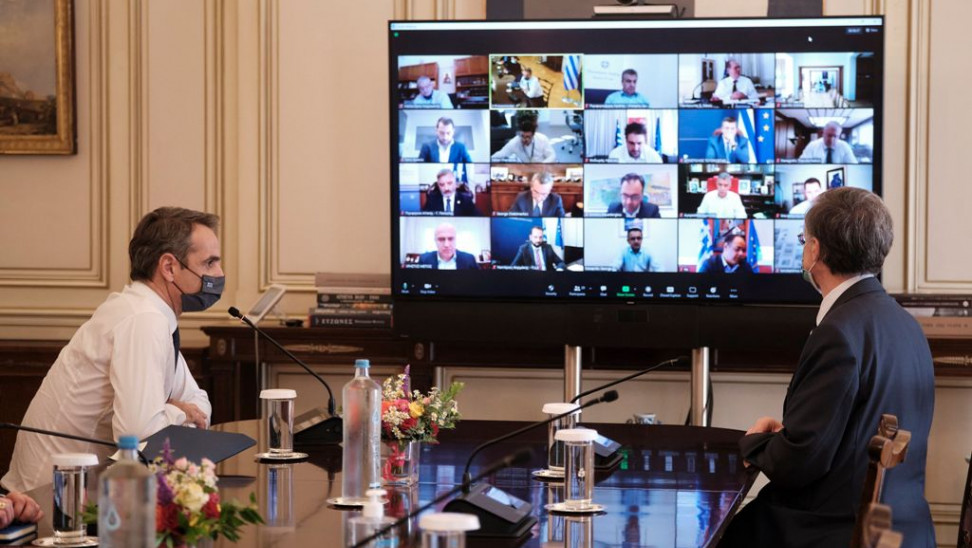 mitsotakis tsiodras papamitsos | Lamianow.gr