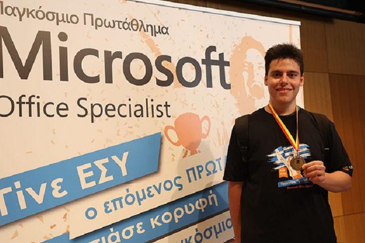 nikosrapanis | Lamianow.gr