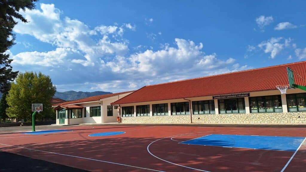 Δημοτικό Γραβιάς 2 | Lamianow.gr